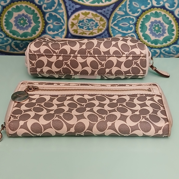 Coach Leather Wallet and Cosmetic Pouch Set - Picture 3 of 14